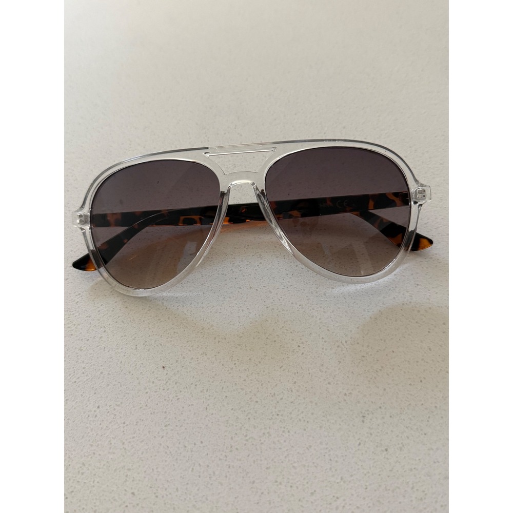 Aviator Sunglasses Clear Frame Tortoiseshell Temples Smoke Gradient 712103